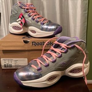 Girls Reebok Classics.